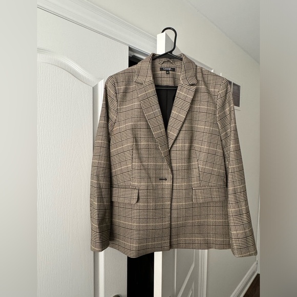 Plaid Patterned Women’s Blazer - Picture 3 of 4